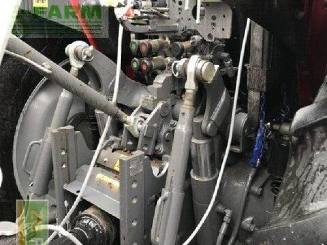 Massey Ferguson 5711 dyna 4 power - Tracteur agricole: photos 3 Massey Ferguson 5711 dyna 4 power - Tracteur agricole: photos 3