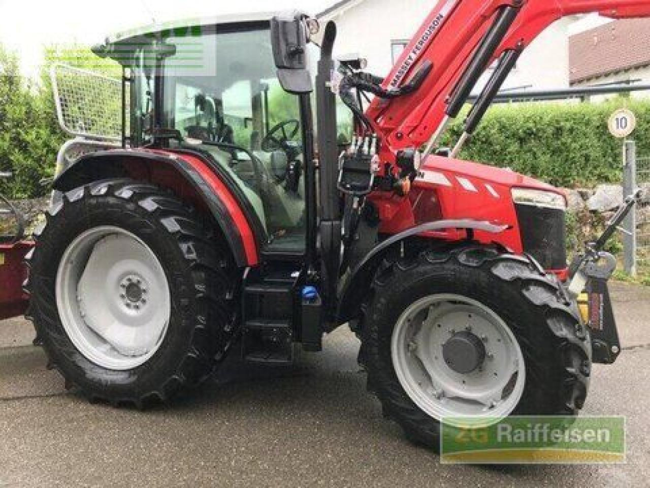 Massey Ferguson 5711 dyna 4 power - Tracteur agricole: photos 4 Massey Ferguson 5711 dyna 4 power - Tracteur agricole: photos 4