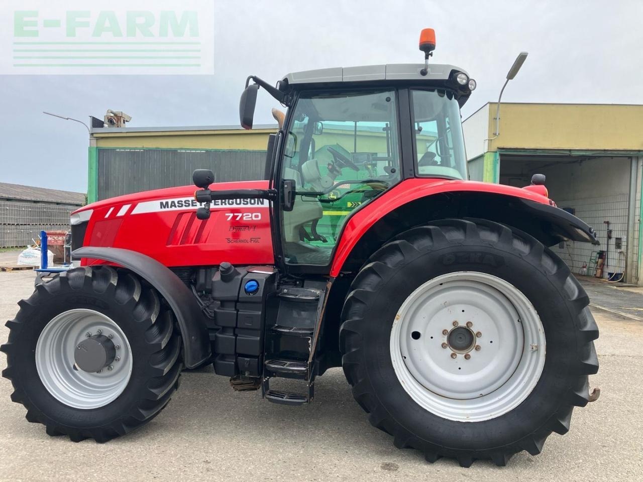 Massey Ferguson 7720 - Tracteur agricole: photos 2 Massey Ferguson 7720 - Tracteur agricole: photos 2