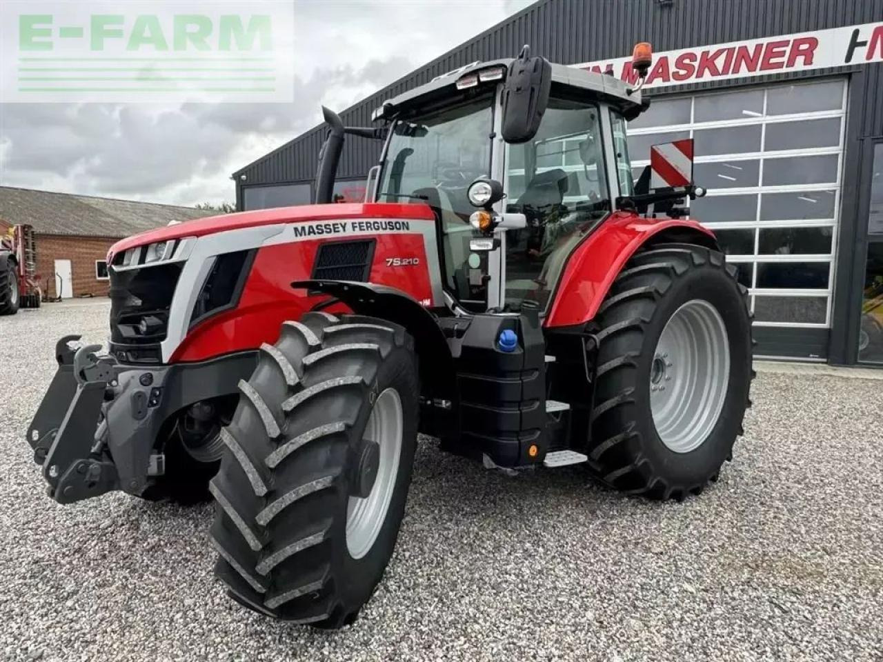 Massey Ferguson 7s.210 dyna vt exclusive Exclusive - Tracteur agricole: photos 1 Massey Ferguson 7s.210 dyna vt exclusive Exclusive - Tracteur agricole: photos 1