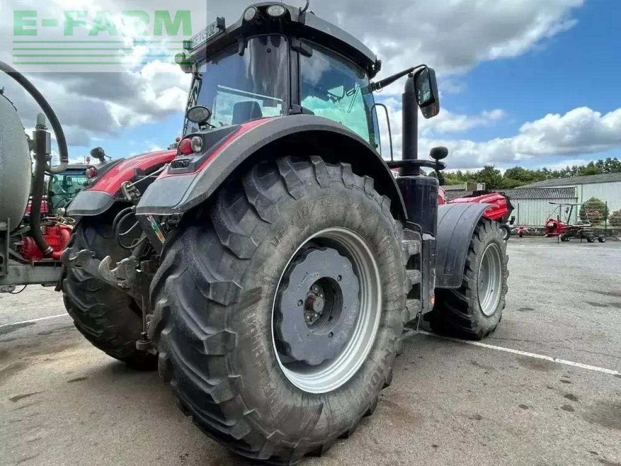 Massey Ferguson 8732s exclusive - Tracteur agricole: photos 5 Massey Ferguson 8732s exclusive - Tracteur agricole: photos 5