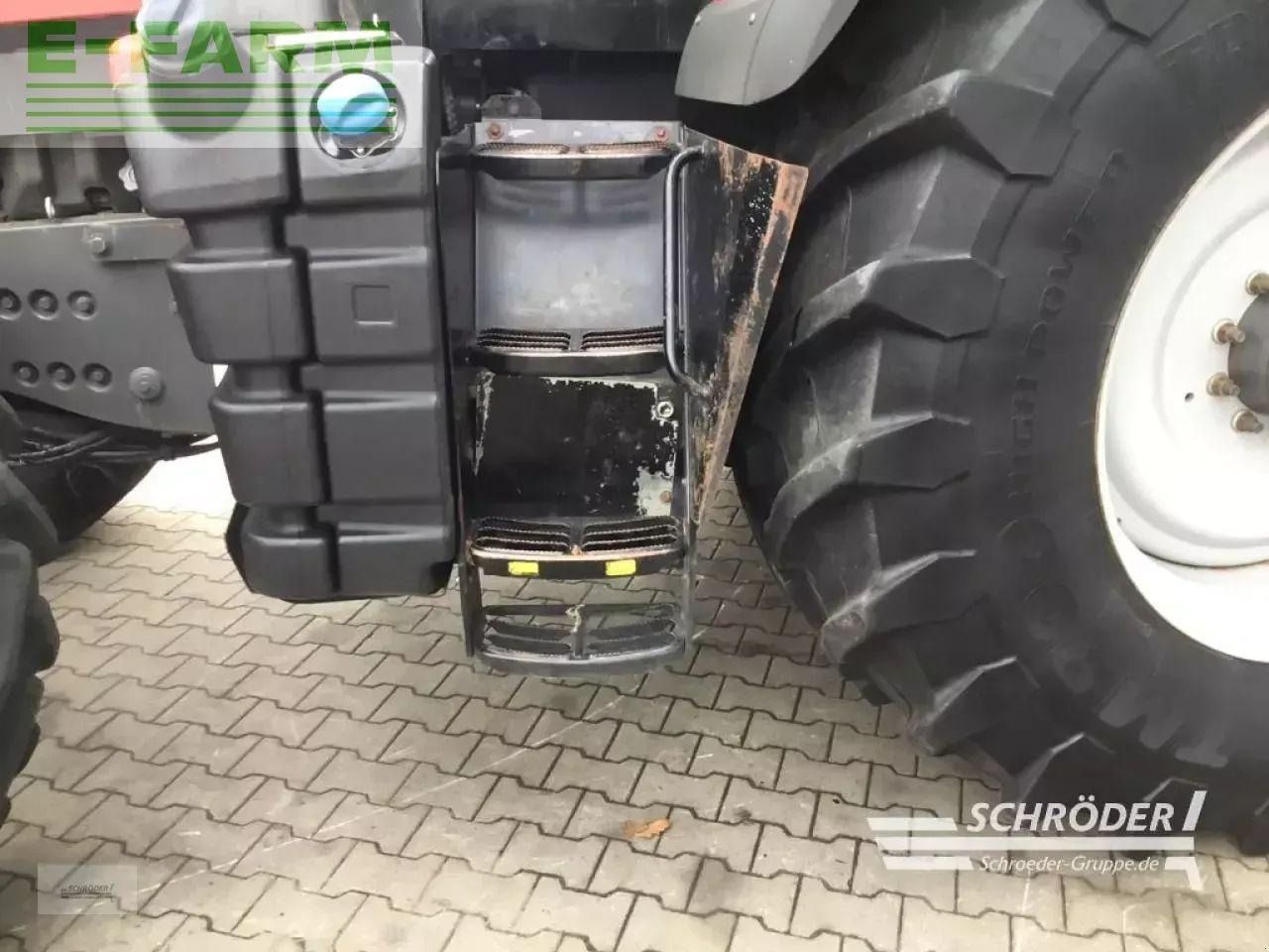 Tracteur agricole Massey Ferguson 8735 dyna-vt: photos 16