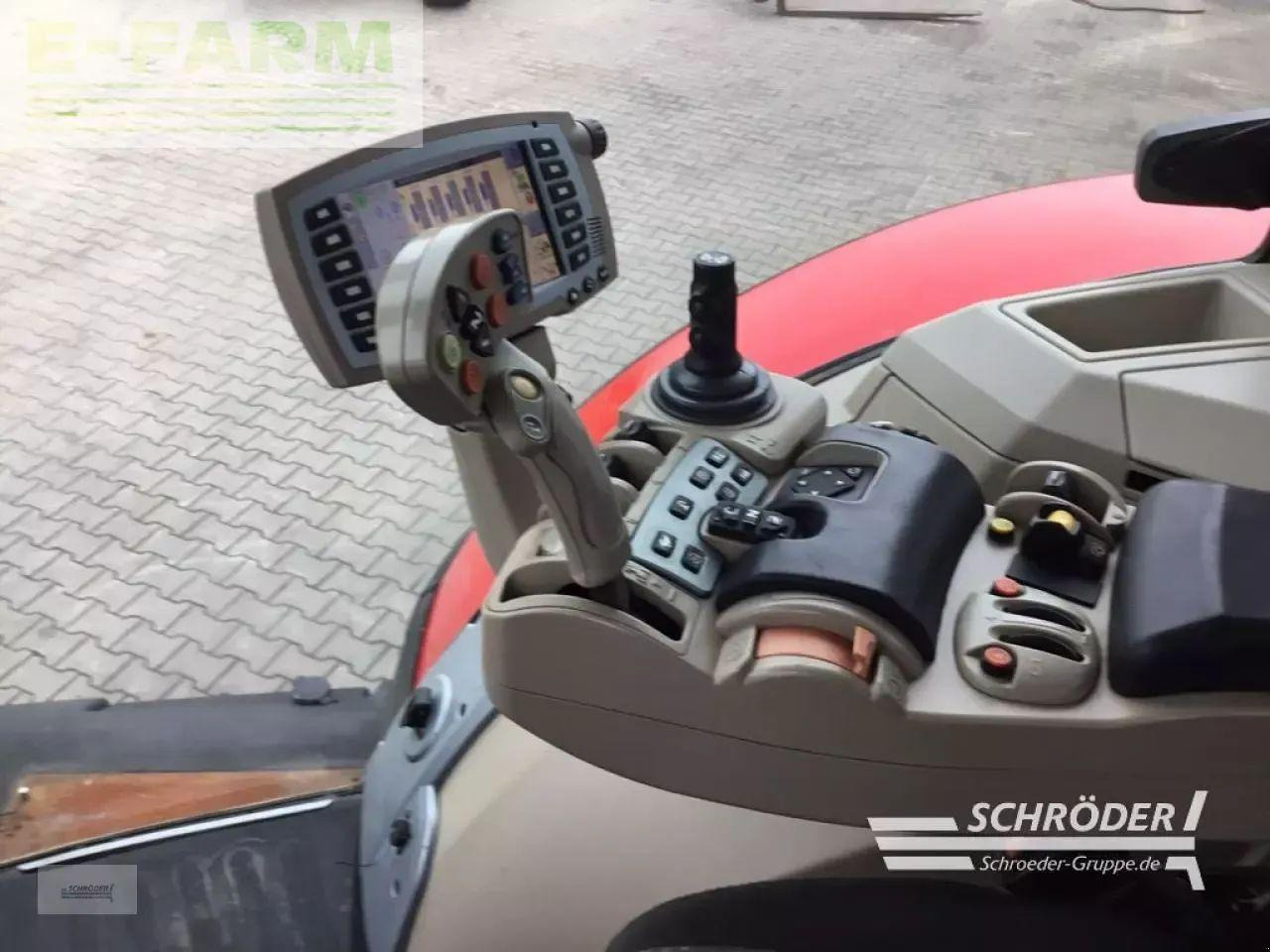 Tracteur agricole Massey Ferguson 8735 dyna-vt: photos 12