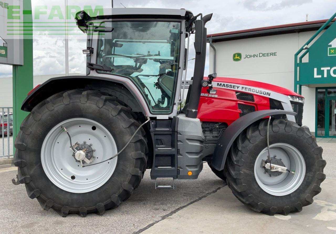 Massey Ferguson 8S.225 Dyna E-Power EXC - Tracteur agricole: photos 5 Massey Ferguson 8S.225 Dyna E-Power EXC - Tracteur agricole: photos 5