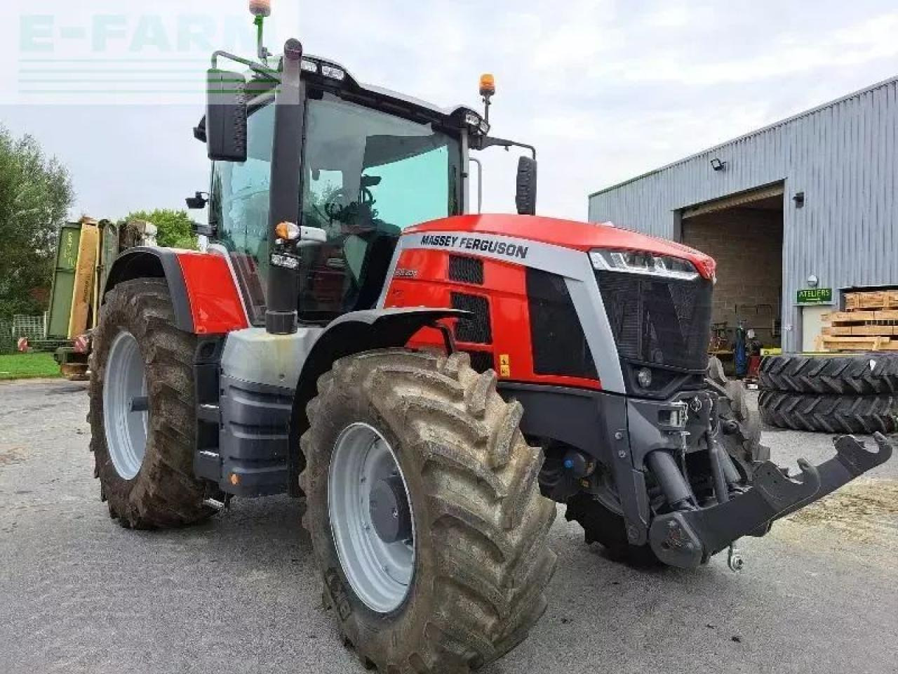 Massey Ferguson 8s.205 - Tracteur agricole: photos 2 Massey Ferguson 8s.205 - Tracteur agricole: photos 2