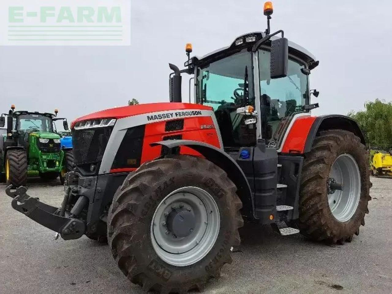 Massey Ferguson 8s.205 - Tracteur agricole: photos 1 Massey Ferguson 8s.205 - Tracteur agricole: photos 1