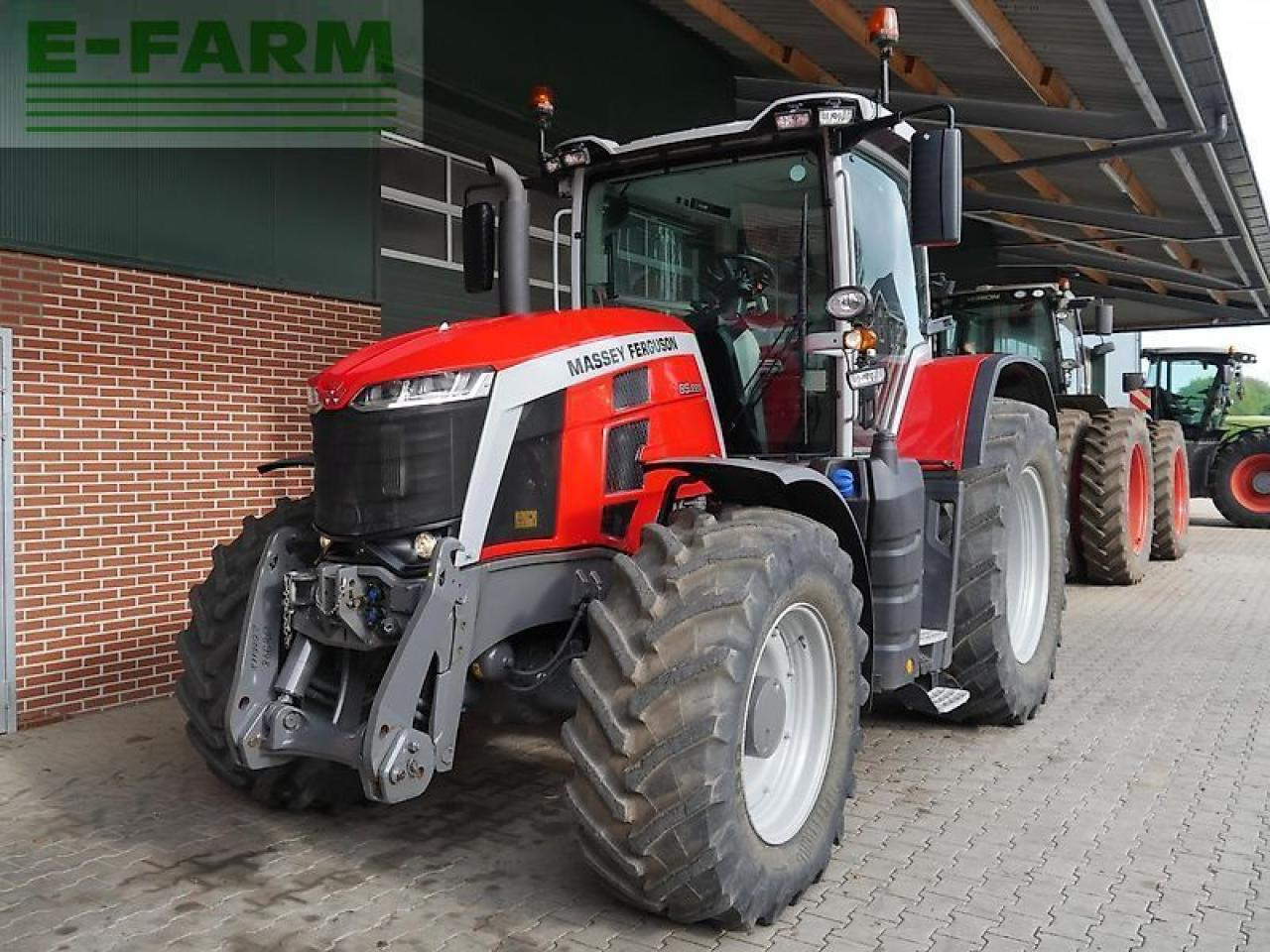 Massey Ferguson 8s.225 dyna-7 - Tracteur agricole: photos 3 Massey Ferguson 8s.225 dyna-7 - Tracteur agricole: photos 3