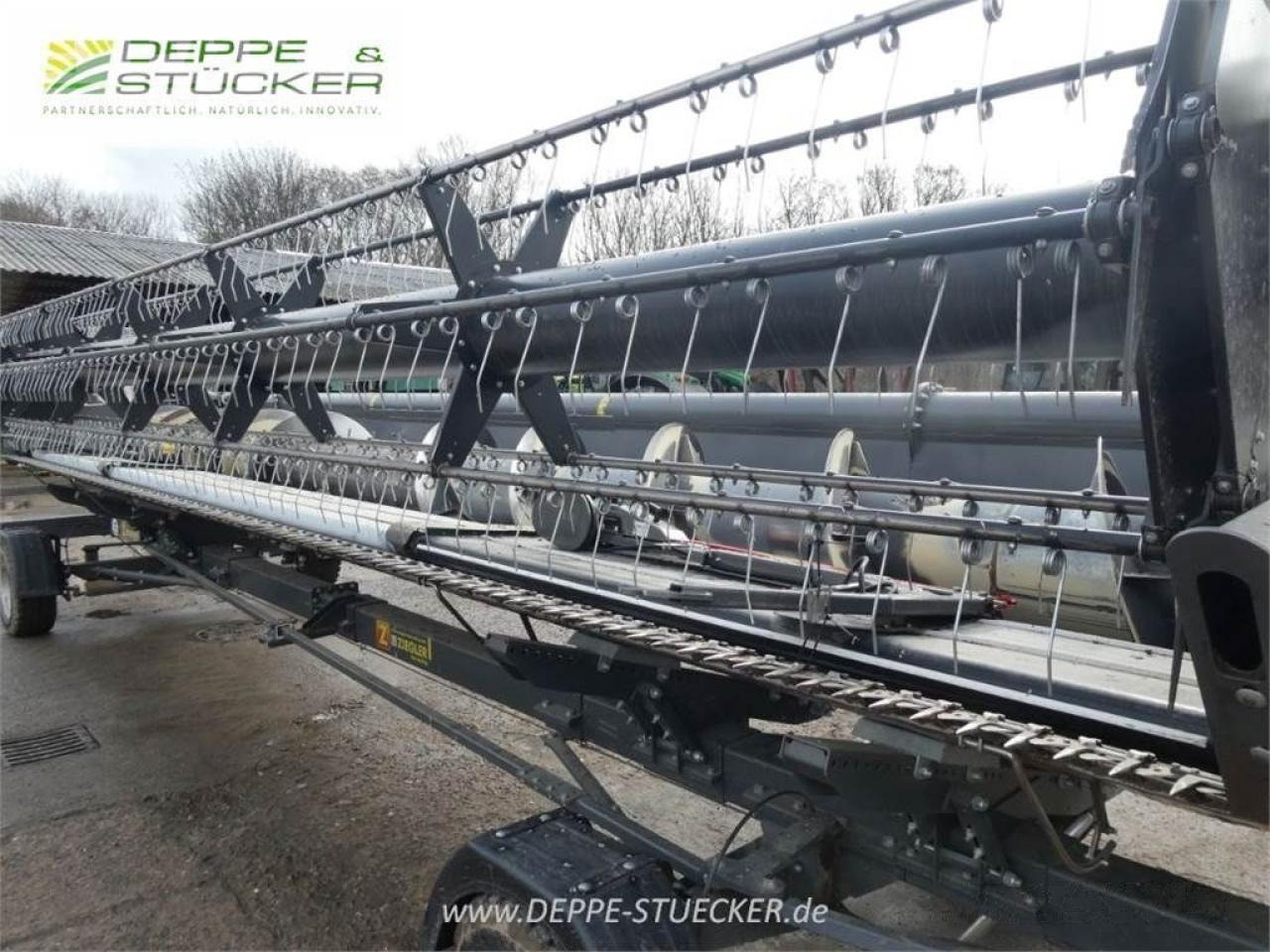 Moissonneuse-batteuse Massey Ferguson 9380 delta hybrid mit sw+sww: photos 12 Moissonneuse-batteuse Massey Ferguson 9380 delta hybrid mit sw+sww: photos 12