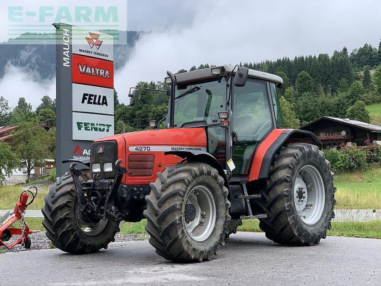 Massey Ferguson mf 4270 - Tracteur agricole: photos 1 Massey Ferguson mf 4270 - Tracteur agricole: photos 1