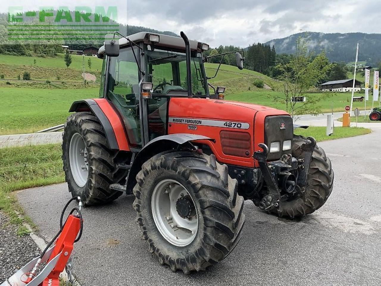 Massey Ferguson mf 4270 - Tracteur agricole: photos 5 Massey Ferguson mf 4270 - Tracteur agricole: photos 5