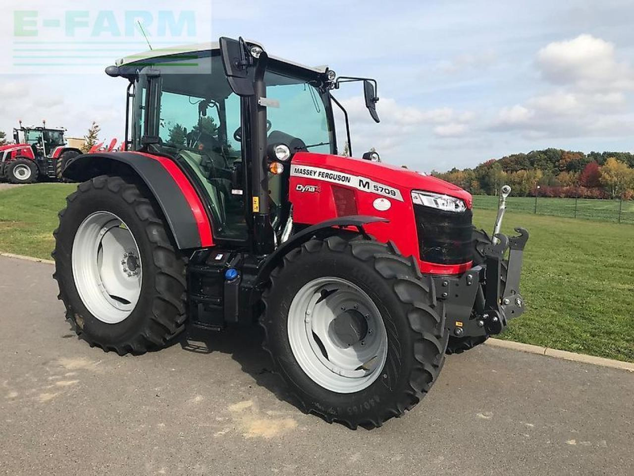 Massey Ferguson mf 5709 m dyna-4 - Tracteur agricole: photos 5 Massey Ferguson mf 5709 m dyna-4 - Tracteur agricole: photos 5