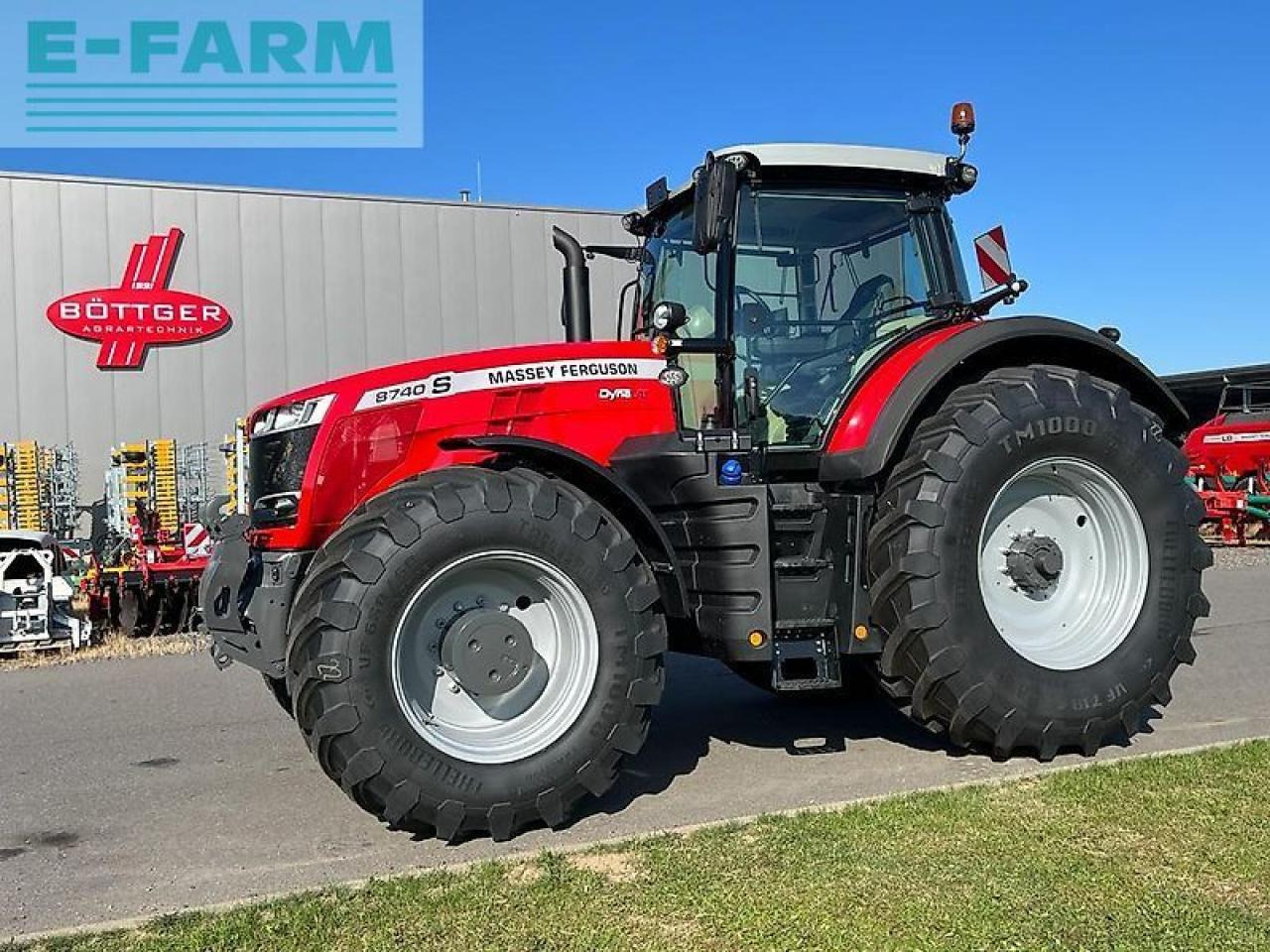 Massey Ferguson mf 8740 s dyna-vt exclusive Exclusive - Tracteur agricole: photos 2 Massey Ferguson mf 8740 s dyna-vt exclusive Exclusive - Tracteur agricole: photos 2