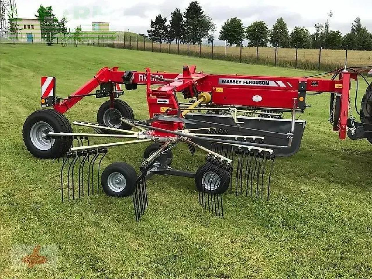 Massey Ferguson mf rk 662 trc / fella juras 671 - Faneuse: photos 1 Massey Ferguson mf rk 662 trc / fella juras 671 - Faneuse: photos 1