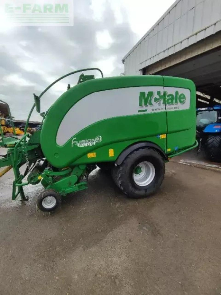 Mc Hale fusion 3 plus - Presse à balles cubiques: photos 3 Mc Hale fusion 3 plus - Presse à balles cubiques: photos 3