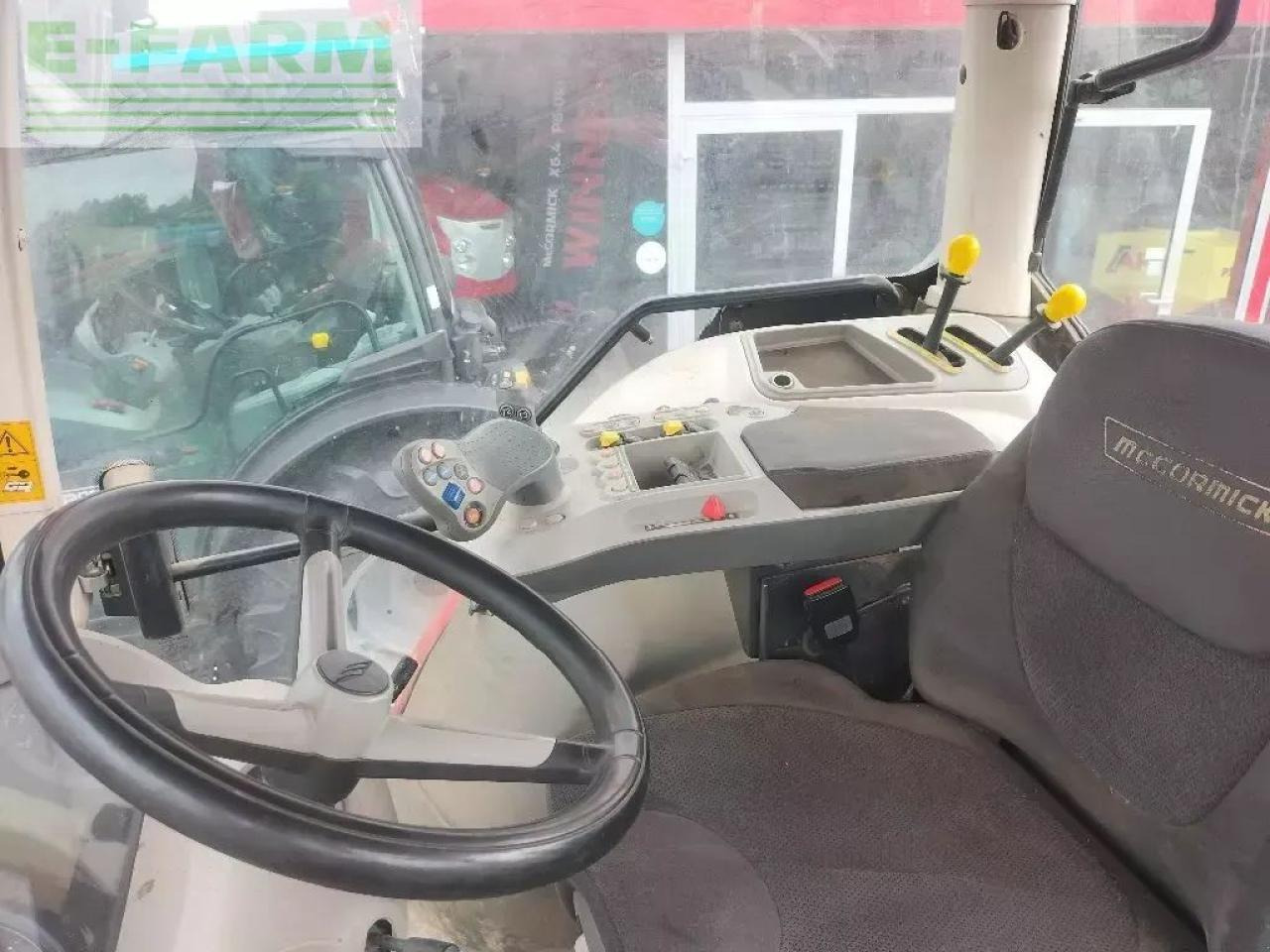McCormick x7-680 premium - Tracteur agricole: photos 4 McCormick x7-680 premium - Tracteur agricole: photos 4