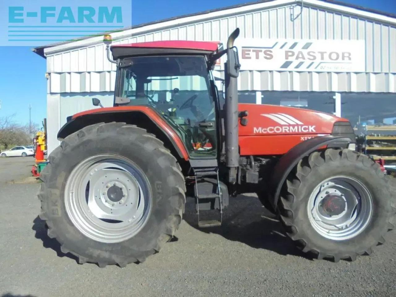 McCormick xtx 185 - Tracteur agricole: photos 1 McCormick xtx 185 - Tracteur agricole: photos 1