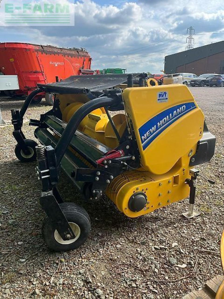 New Holland 3m - Accessoire aux ensileuses: photos 1 New Holland 3m - Accessoire aux ensileuses: photos 1