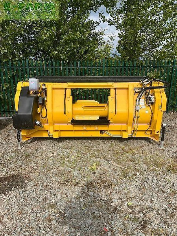 New Holland 3m - Accessoire aux ensileuses: photos 3 New Holland 3m - Accessoire aux ensileuses: photos 3