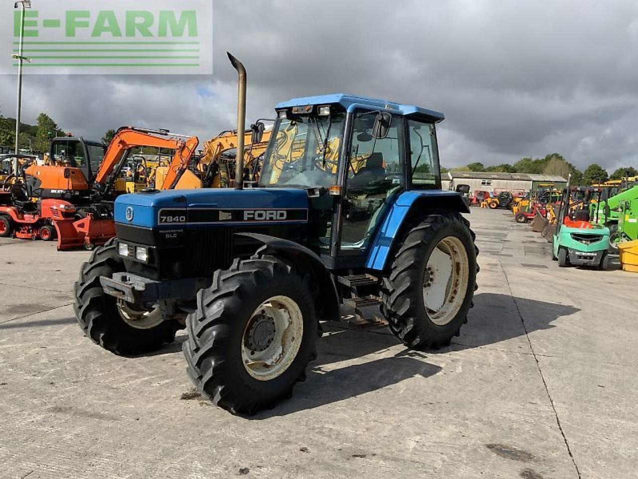 New Holland 7840 power star sle tractor (st24084) - Tracteur agricole: photos 4 New Holland 7840 power star sle tractor (st24084) - Tracteur agricole: photos 4