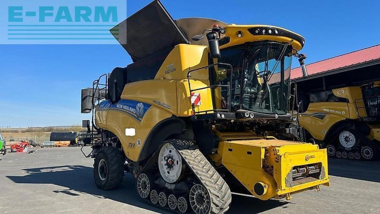 New Holland cr 8.90 10,7msw + sww mähdrescher intellisense macdon - Moissonneuse-batteuse: photos 4 New Holland cr 8.90 10,7msw + sww mähdrescher intellisense macdon - Moissonneuse-batteuse: photos 4