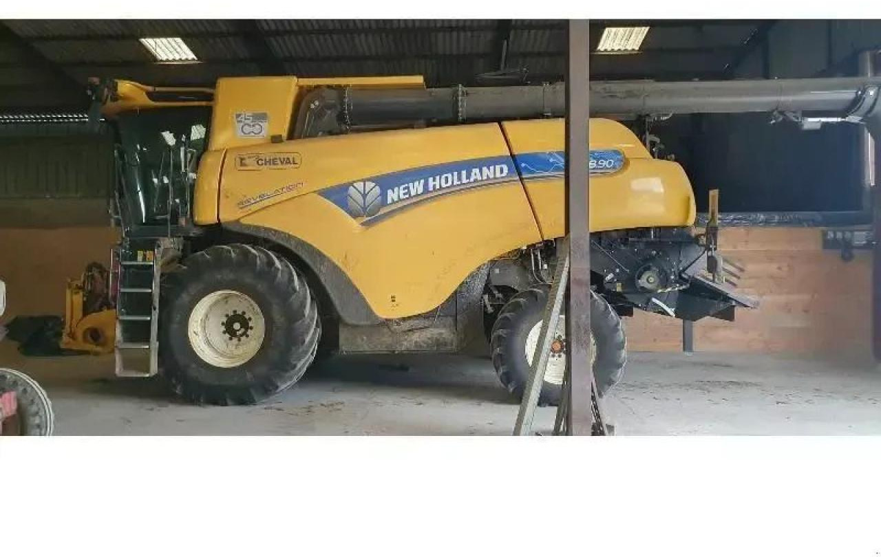 New Holland cr 8.90 - Moissonneuse-batteuse: photos 1 New Holland cr 8.90 - Moissonneuse-batteuse: photos 1