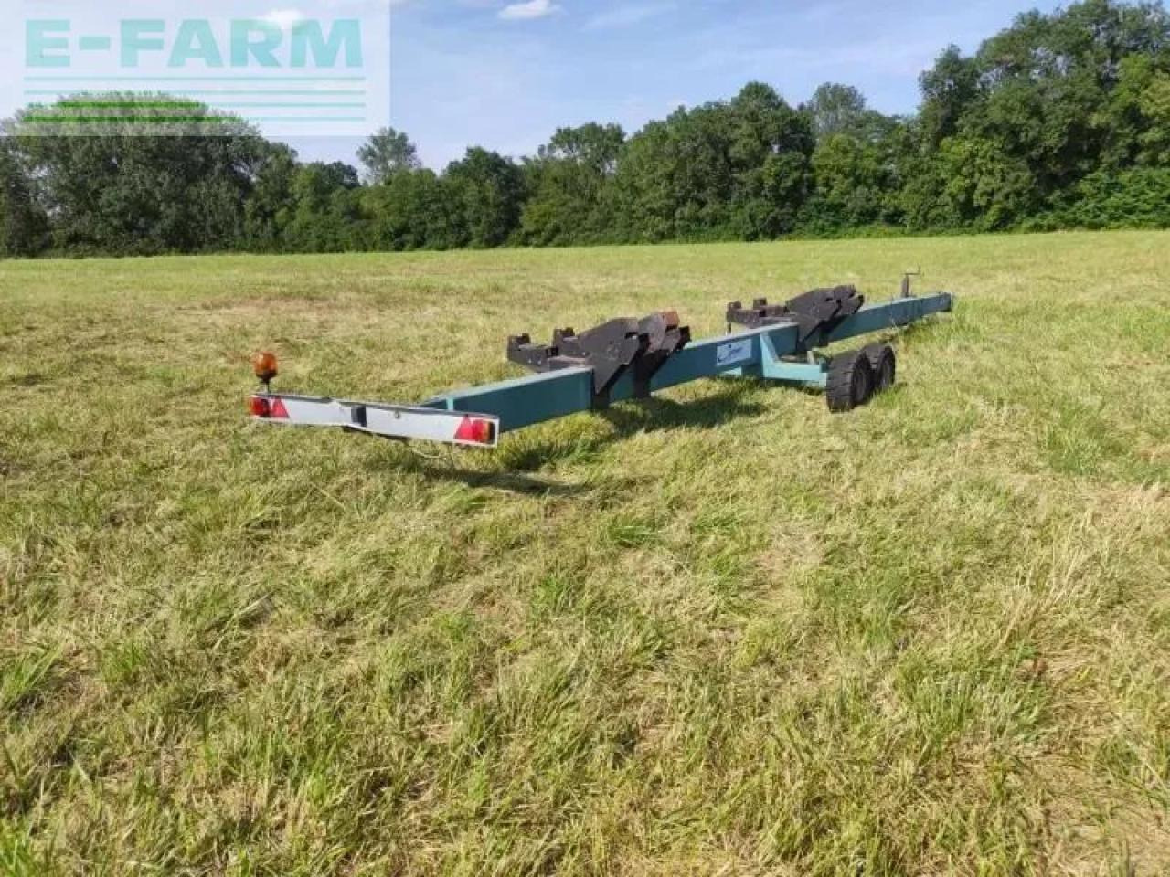 New Holland cr9060 - Moissonneuse-batteuse: photos 4 New Holland cr9060 - Moissonneuse-batteuse: photos 4