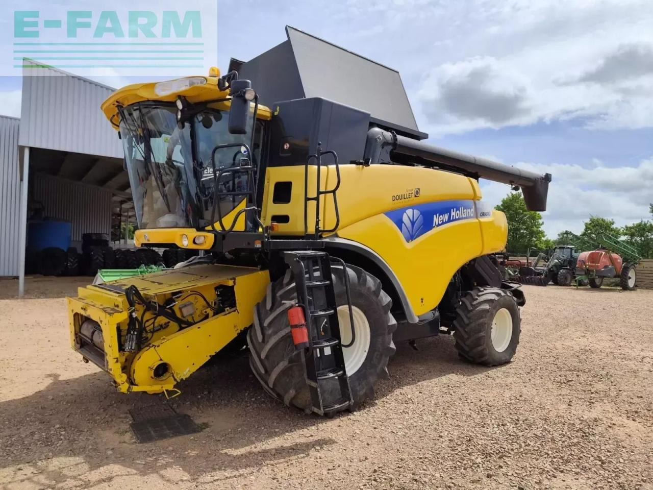 New Holland cr9080 - Moissonneuse-batteuse: photos 1 New Holland cr9080 - Moissonneuse-batteuse: photos 1