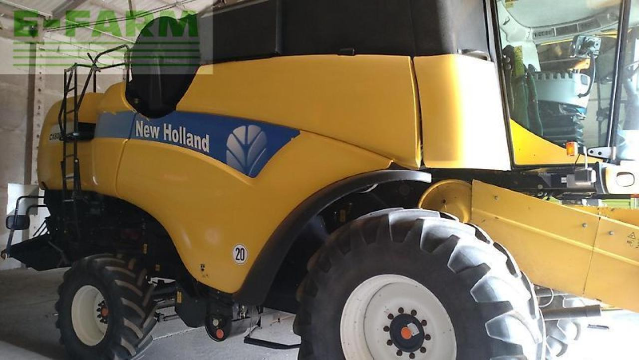 New Holland cx 8060 - Moissonneuse-batteuse: photos 1 New Holland cx 8060 - Moissonneuse-batteuse: photos 1