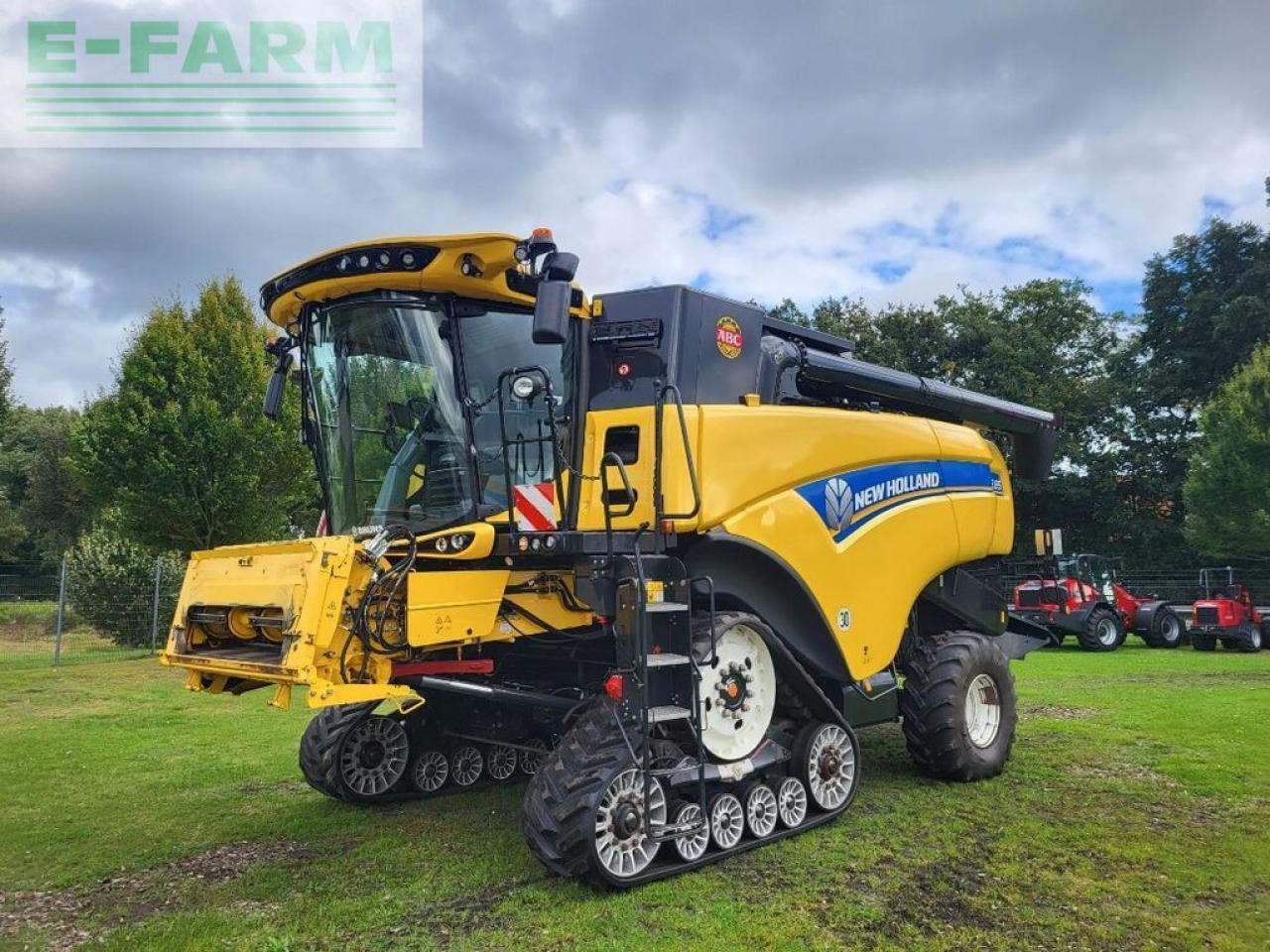 New Holland cx8.85 raupe tier-4b - Moissonneuse-batteuse: photos 1 New Holland cx8.85 raupe tier-4b - Moissonneuse-batteuse: photos 1