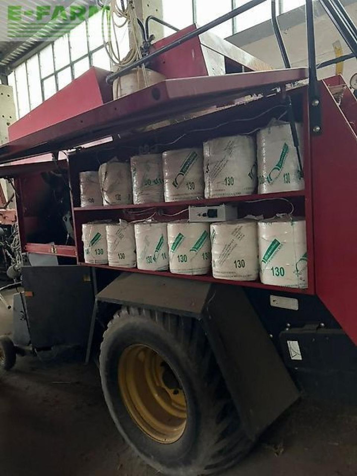 New Holland d1010 - Presse à balles cubiques: photos 2 New Holland d1010 - Presse à balles cubiques: photos 2