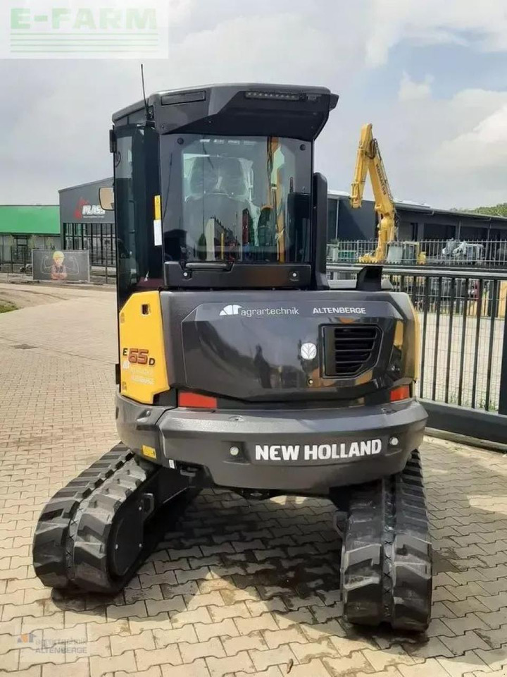 New Holland e65d - Mini pelle: photos 3 New Holland e65d - Mini pelle: photos 3
