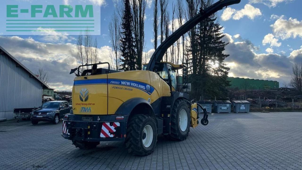 New Holland fr 550 häcksler inkl. pickup und maisgebiss - Ensileuse: photos 2 New Holland fr 550 häcksler inkl. pickup und maisgebiss - Ensileuse: photos 2