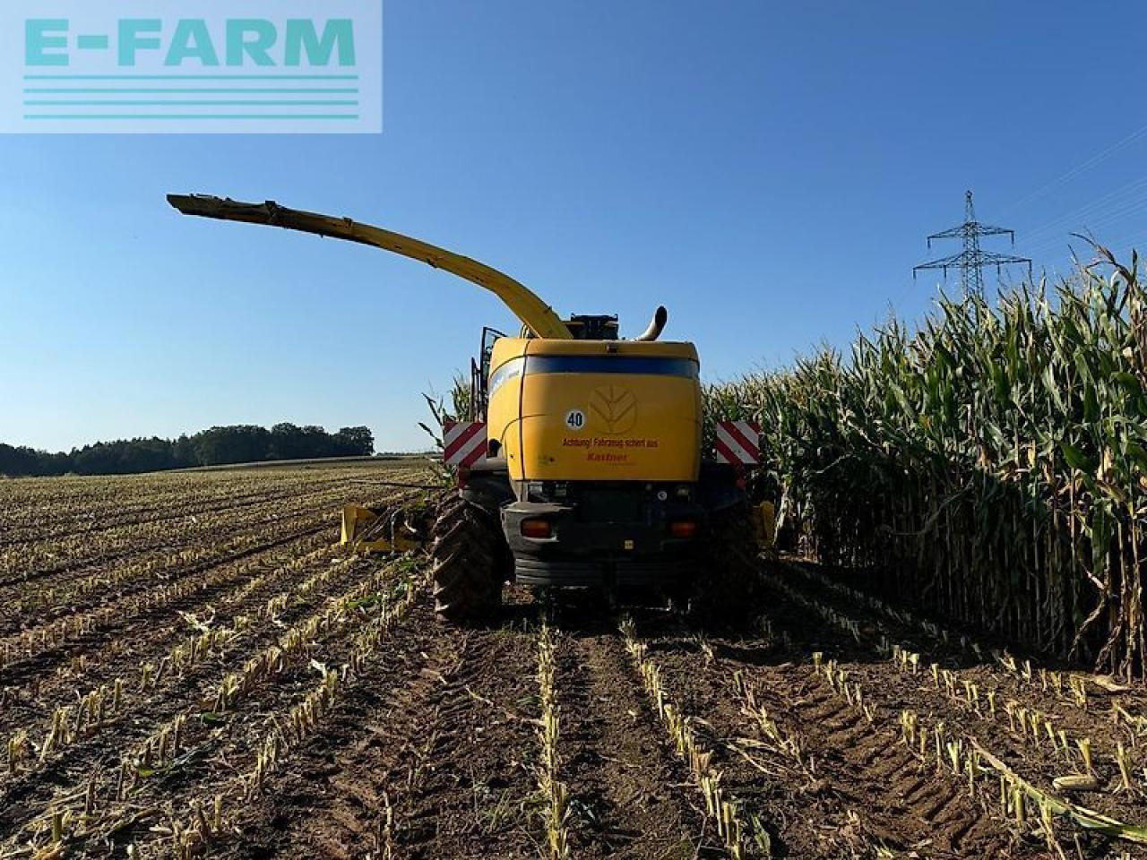 New Holland fr 9060 - Ensileuse: photos 4 New Holland fr 9060 - Ensileuse: photos 4