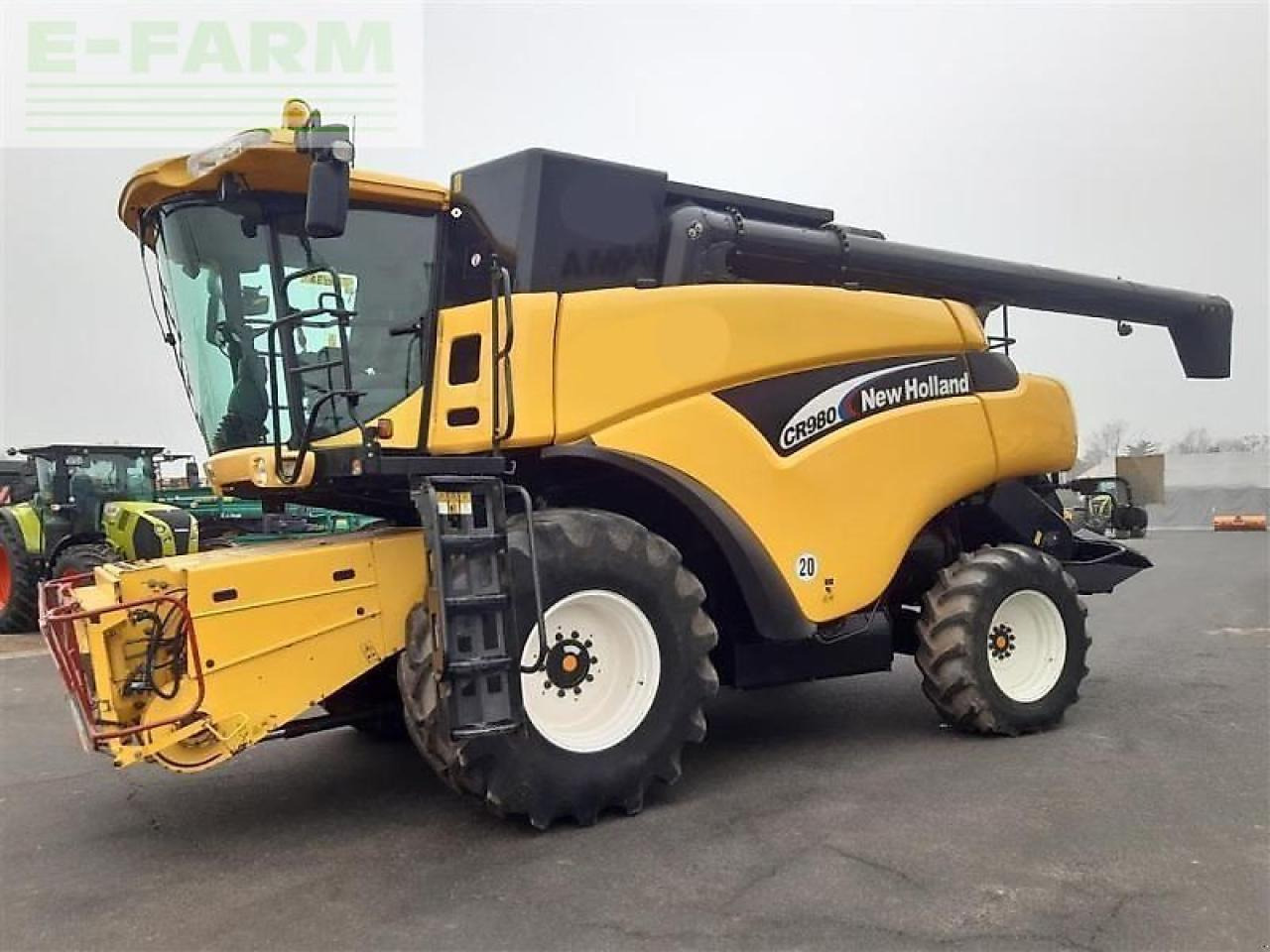 New Holland gebr. mähdrescher new holland - Moissonneuse-batteuse: photos 1 New Holland gebr. mähdrescher new holland - Moissonneuse-batteuse: photos 1