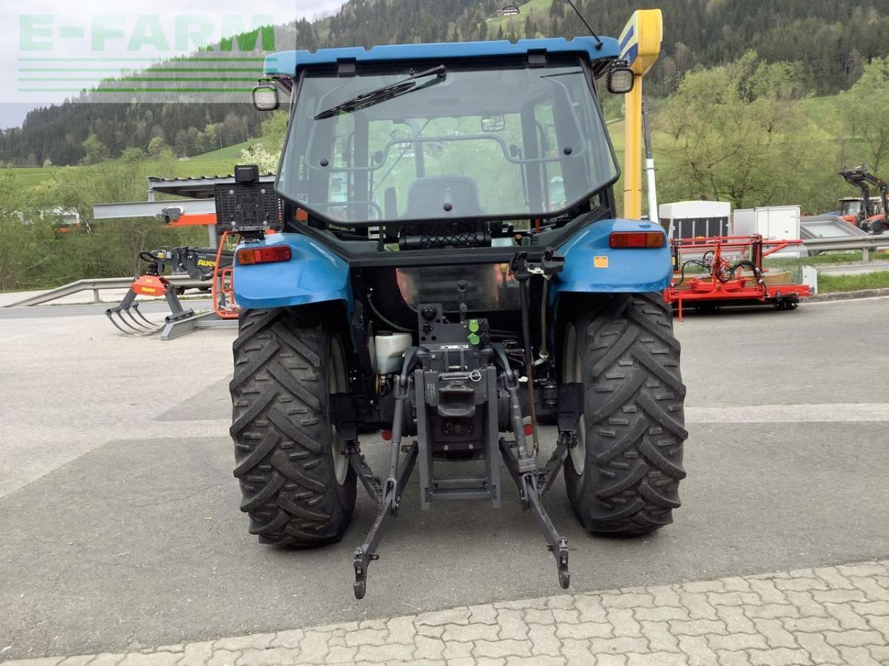 New Holland l 65 dt / 4835 de luxe - Tracteur agricole: photos 5 New Holland l 65 dt / 4835 de luxe - Tracteur agricole: photos 5