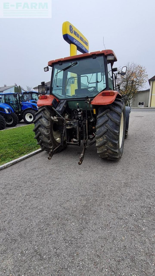 New Holland l 85 dt standard - Tracteur agricole: photos 2 New Holland l 85 dt standard - Tracteur agricole: photos 2