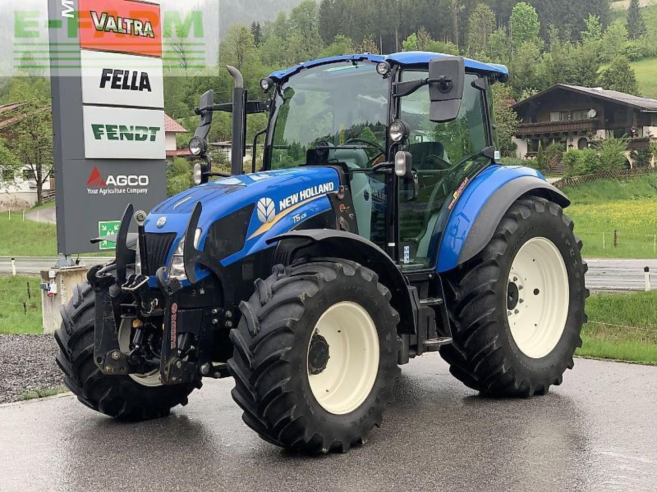 New Holland t 5.105 - Tracteur agricole: photos 2 New Holland t 5.105 - Tracteur agricole: photos 2
