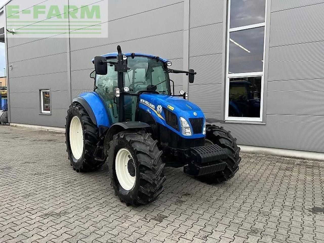New Holland t 5.95 - Tracteur agricole: photos 1 New Holland t 5.95 - Tracteur agricole: photos 1