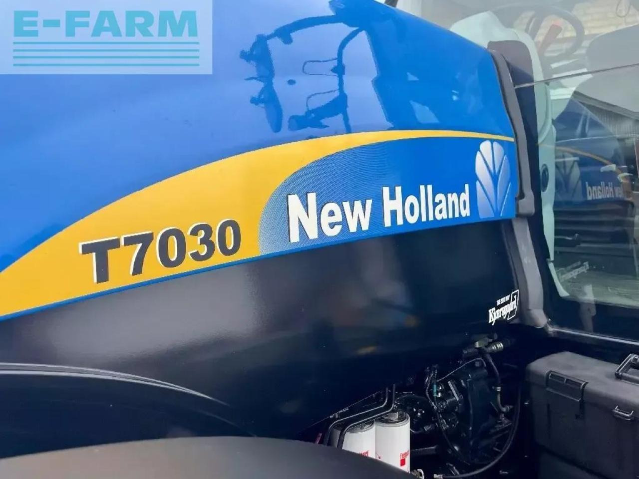 New Holland t 7030 - Tracteur agricole: photos 2 New Holland t 7030 - Tracteur agricole: photos 2