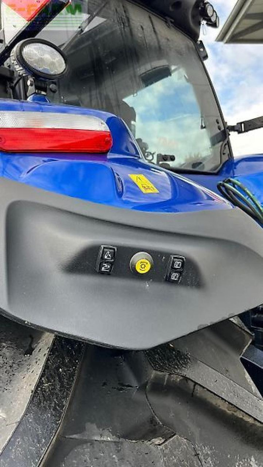 Tracteur agricole New Holland t 8.435 ac bp genesis auto command Genesis: photos 14