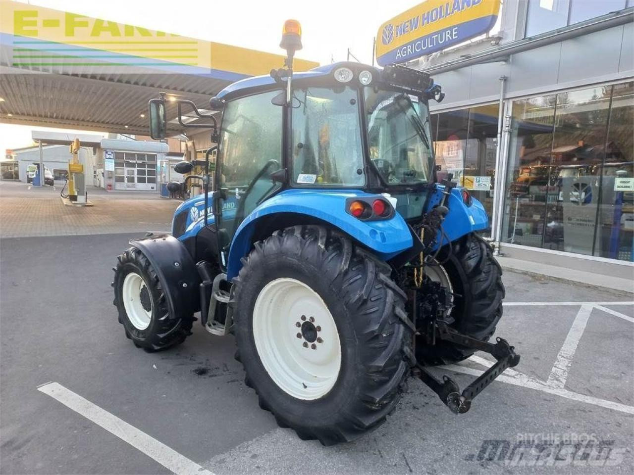 New Holland t4.75 powerstar Powerstar - Tracteur agricole: photos 5 New Holland t4.75 powerstar Powerstar - Tracteur agricole: photos 5