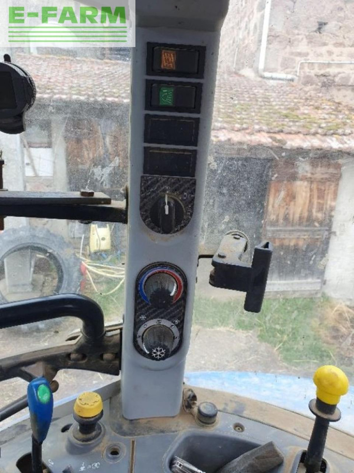 New Holland t4-85 - Tracteur agricole: photos 4 New Holland t4-85 - Tracteur agricole: photos 4