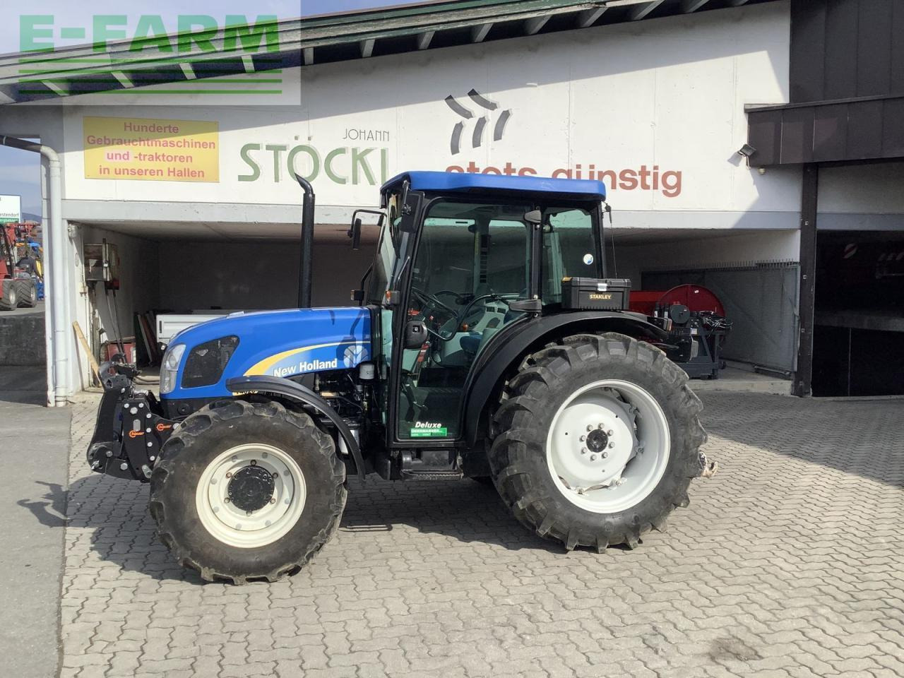 New Holland t4020 deluxe Deluxe - Tracteur agricole: photos 3 New Holland t4020 deluxe Deluxe - Tracteur agricole: photos 3