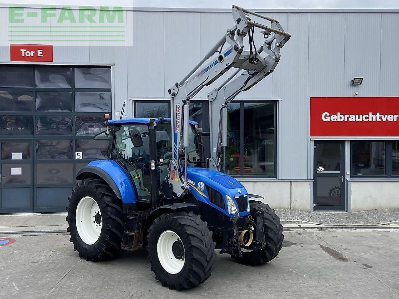 New Holland t5.105 electro command - Tracteur agricole: photos 2 New Holland t5.105 electro command - Tracteur agricole: photos 2