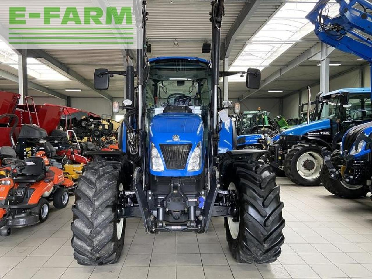 New Holland t5.115 electro command - Tracteur agricole: photos 3 New Holland t5.115 electro command - Tracteur agricole: photos 3
