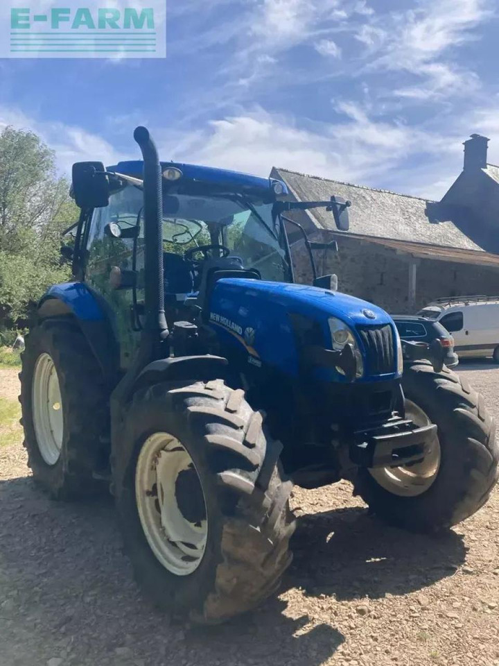 New Holland t6.140 dualcommand - Tracteur agricole: photos 1 New Holland t6.140 dualcommand - Tracteur agricole: photos 1