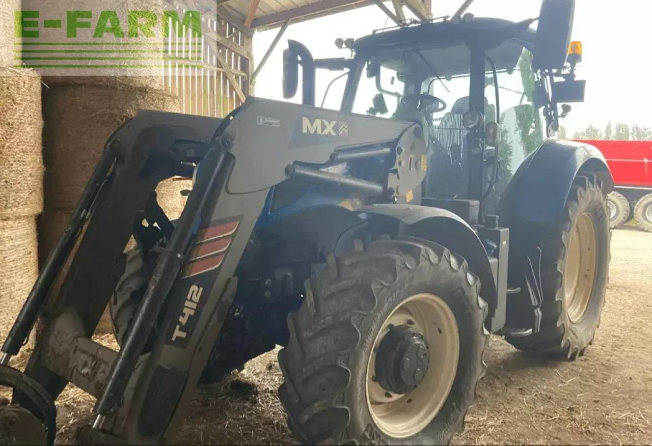 New Holland t6.175 autocommand t4b - Tracteur agricole: photos 1 New Holland t6.175 autocommand t4b - Tracteur agricole: photos 1