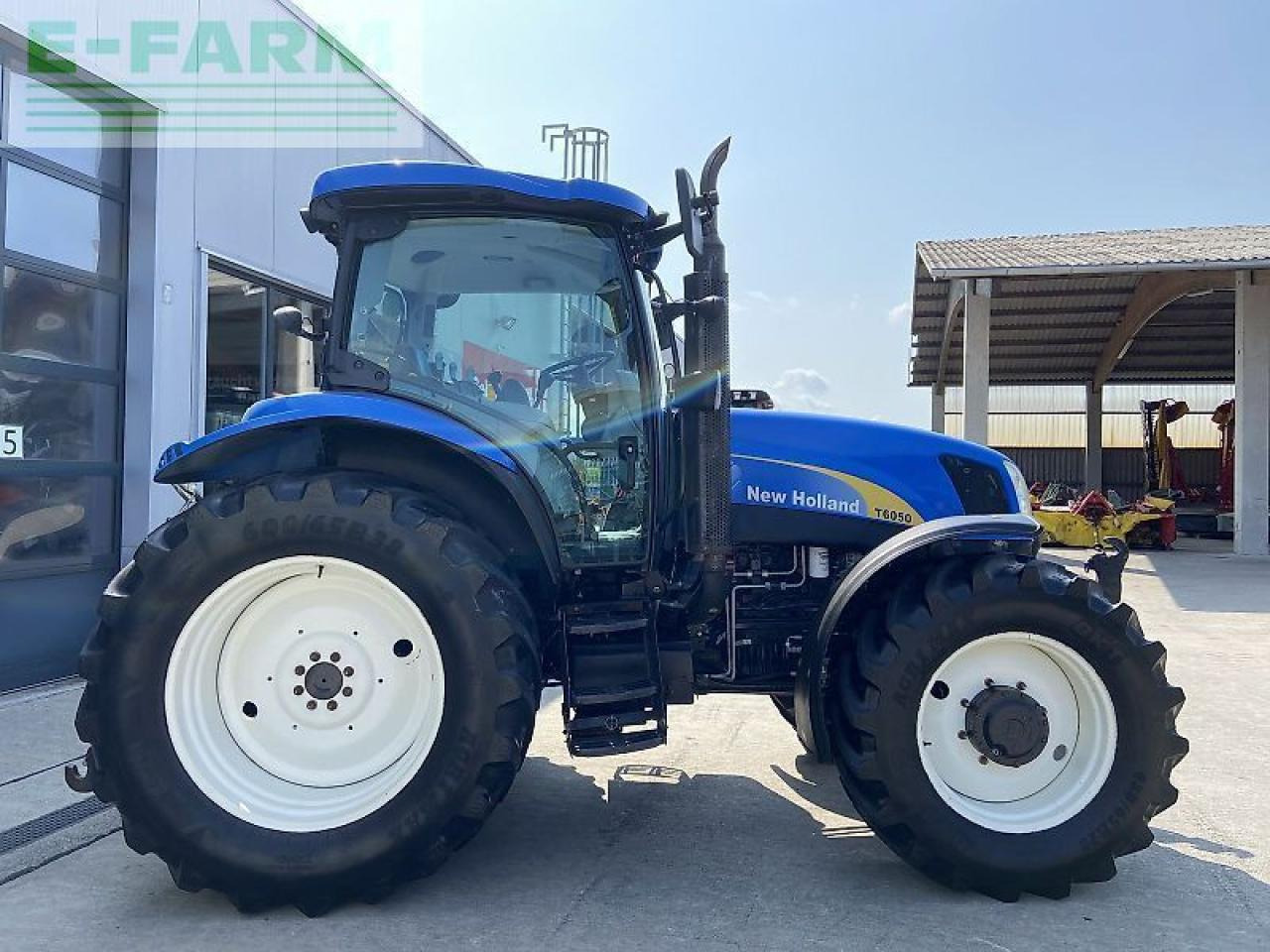 New Holland t6050 elite Elite - Tracteur agricole: photos 2 New Holland t6050 elite Elite - Tracteur agricole: photos 2