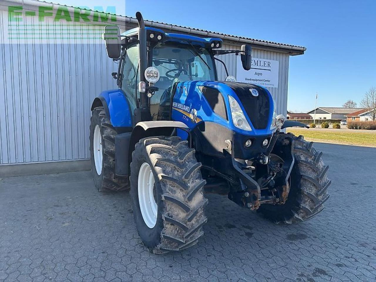 New Holland t7.175 - Tracteur agricole: photos 2 New Holland t7.175 - Tracteur agricole: photos 2