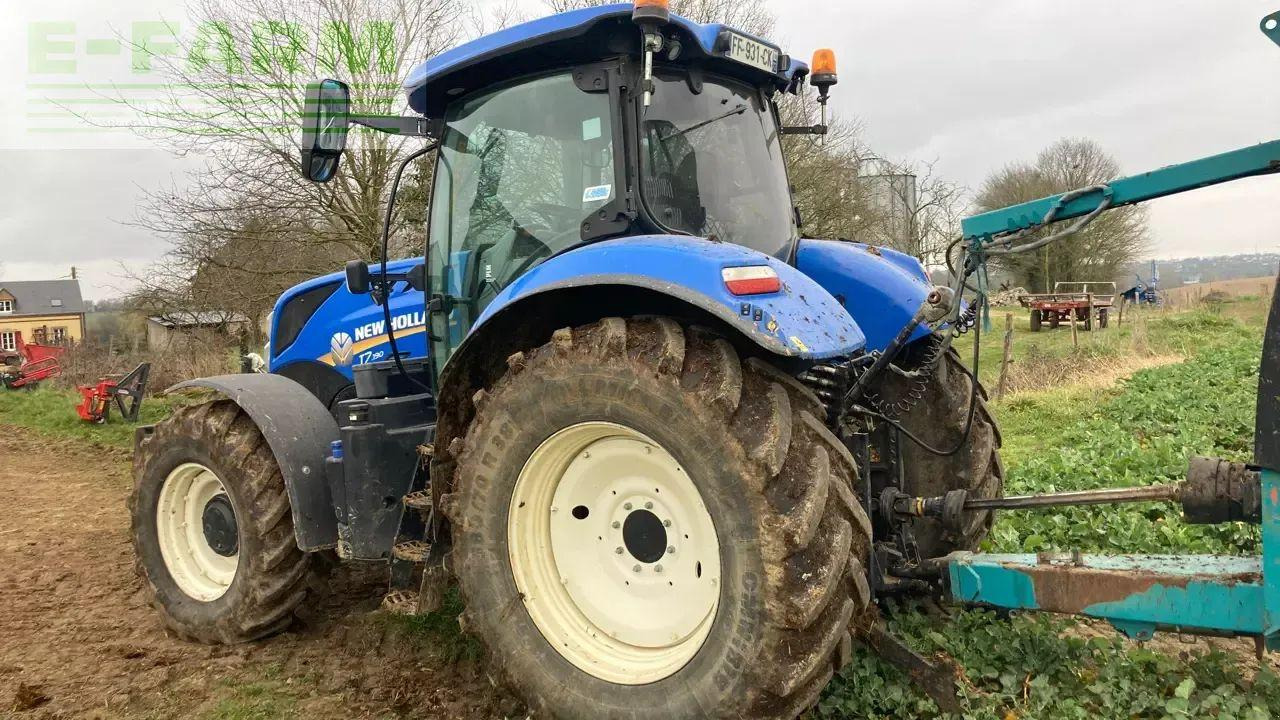 New Holland t7.190 - Tracteur agricole: photos 4 New Holland t7.190 - Tracteur agricole: photos 4